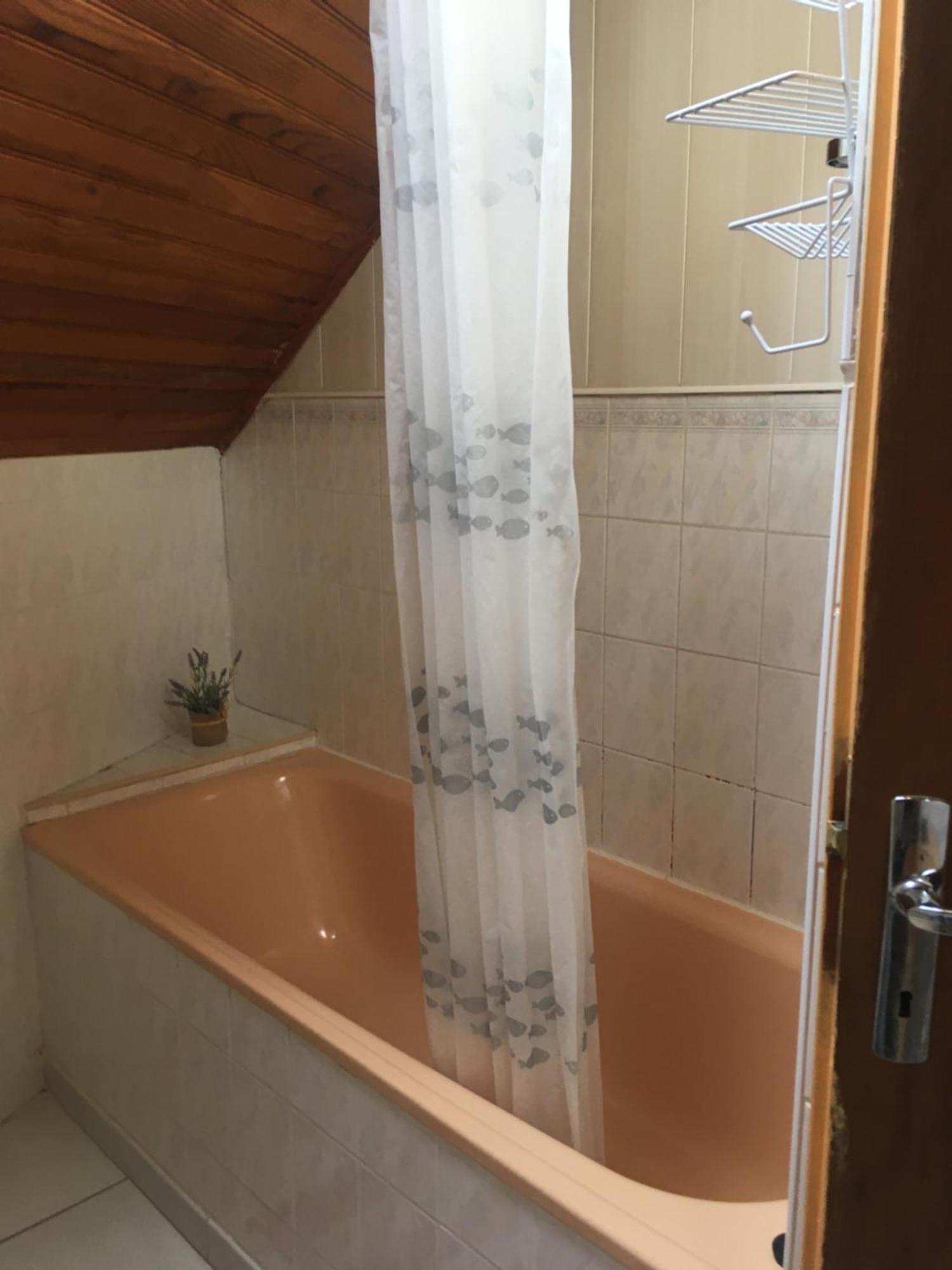 Le Neouvielle Villa Viey Eksteriør bilde